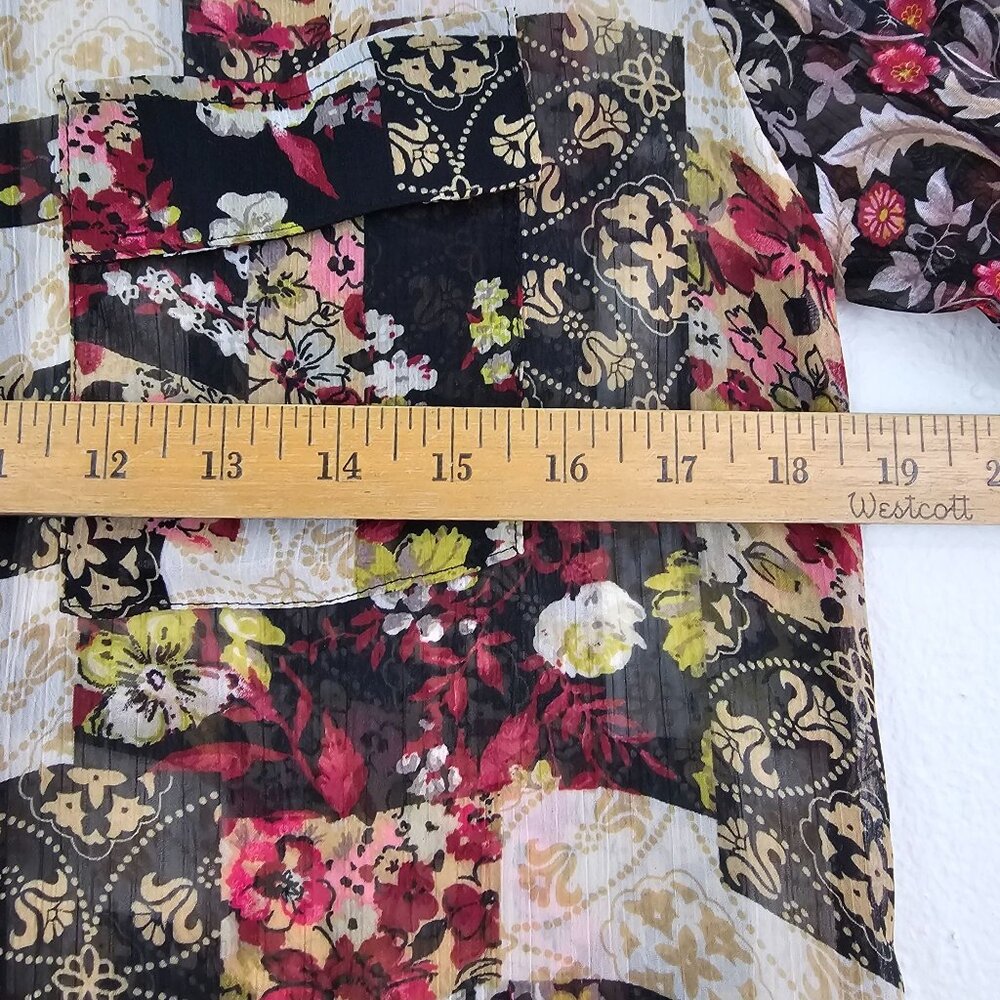 Band of Gypsies Womens Sz XS Sheer Floral Roll Tab Sleeve Blouse Casual Boho Top - Picture 5 of 12